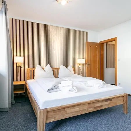 Brixen Alpin Living 5 شقة بريكسن ام تاله