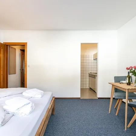 Brixen Alpin Living 5 شقة