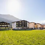 Brixen Alpin Living 5 ブリクセン イン ターレ